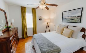 Centrally Located 2Br Overton Square Unit 2 Fast Wifi Free Parking Yes Pets
